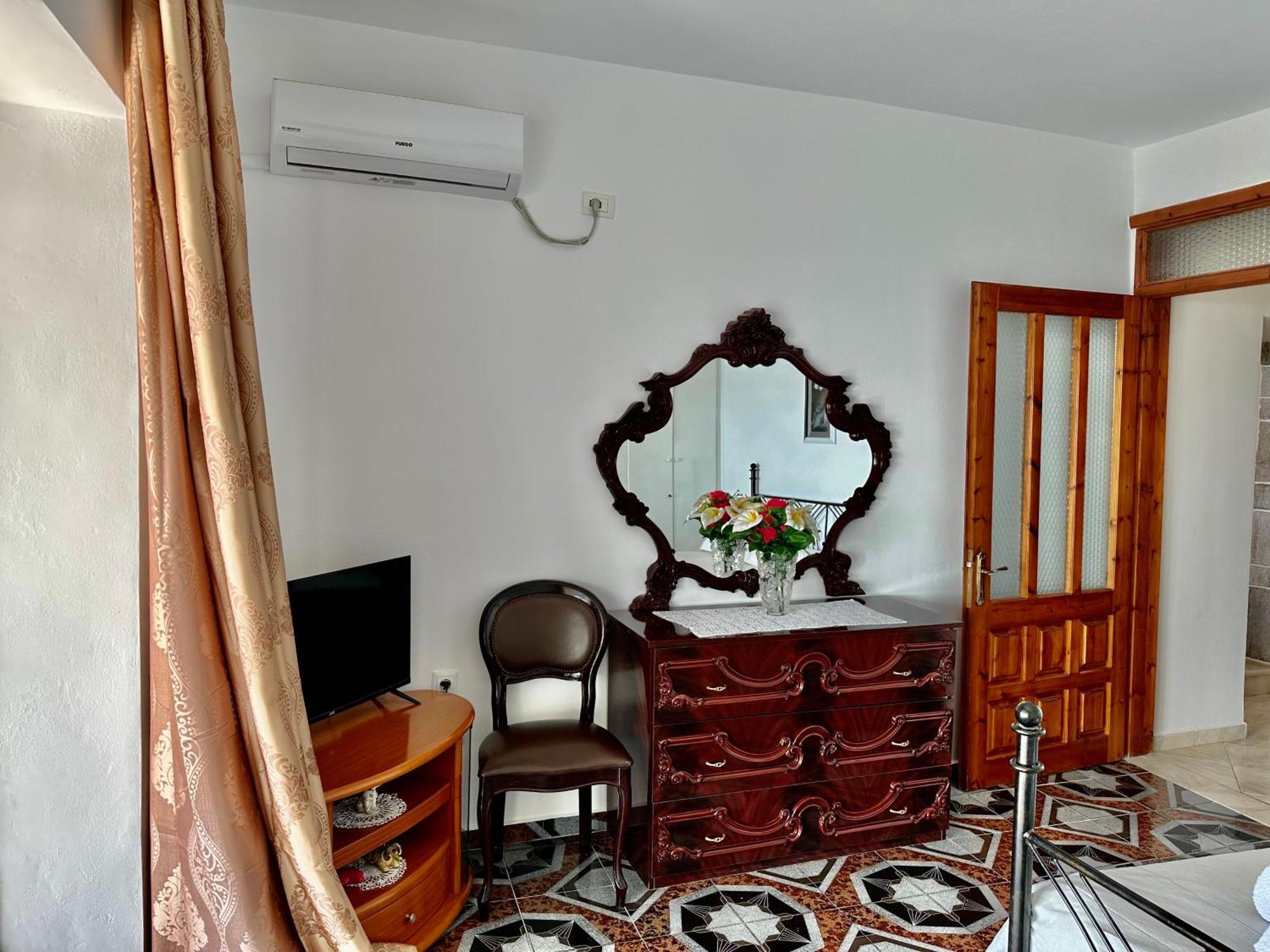 Villa Ksanthi Himare Ngoại thất bức ảnh